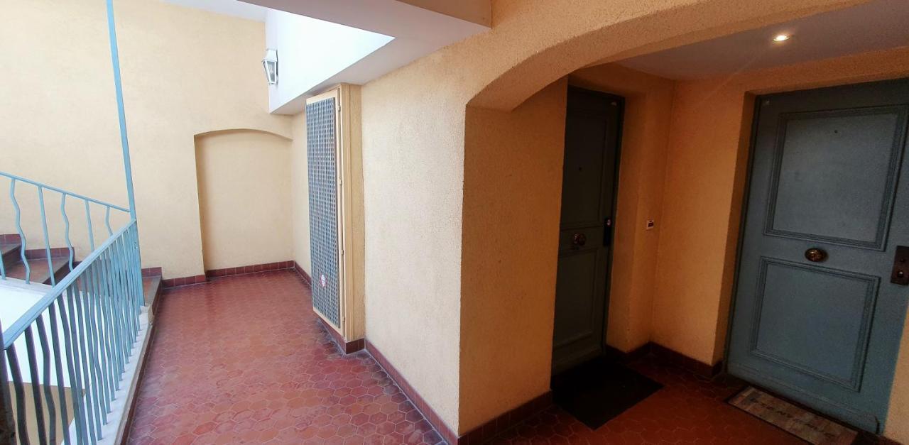 Chambre D'Hotes Sde, Wc Prive Climatise Dans Loft 80M2 Espace Commun Avec Les Habitants Salon Et Cuisine Apartment Тулон Екстериор снимка