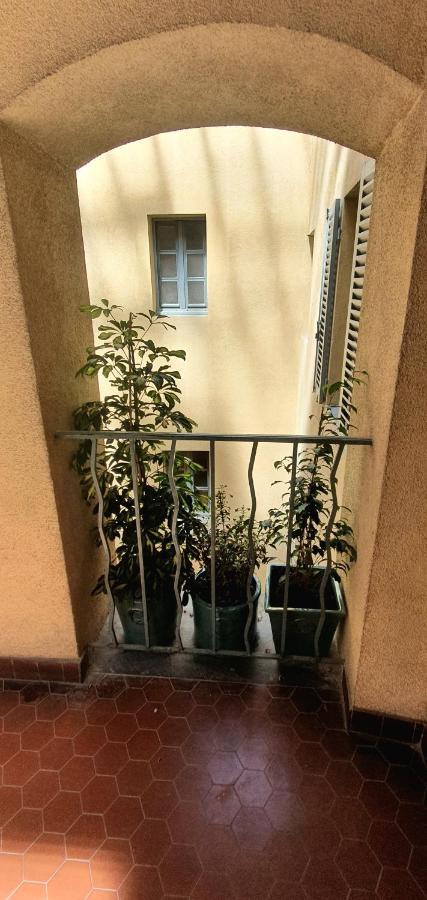 Chambre D'Hotes Sde, Wc Prive Climatise Dans Loft 80M2 Espace Commun Avec Les Habitants Salon Et Cuisine Apartment Тулон Екстериор снимка