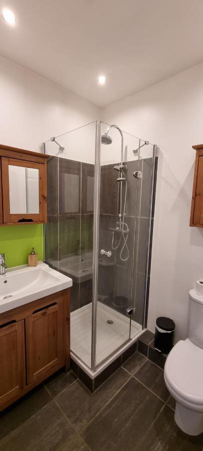 Chambre D'Hotes Sde, Wc Prive Climatise Dans Loft 80M2 Espace Commun Avec Les Habitants Salon Et Cuisine Apartment Тулон Екстериор снимка