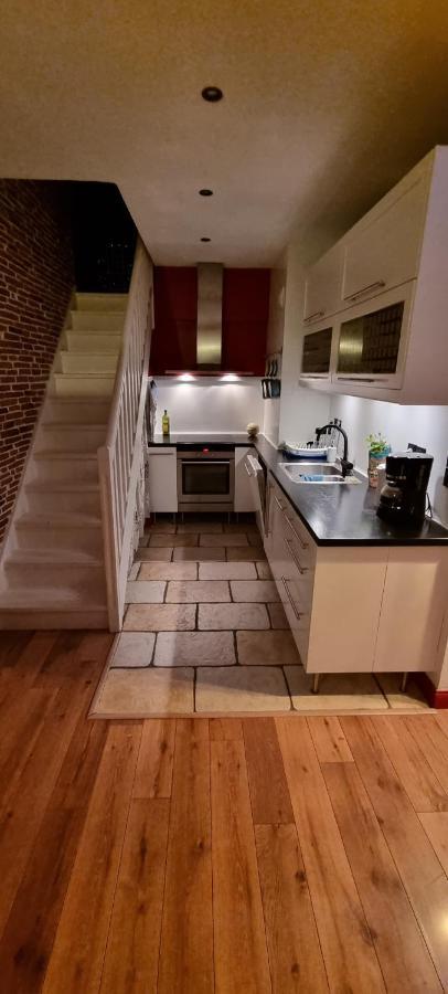 Chambre D'Hotes Sde, Wc Prive Climatise Dans Loft 80M2 Espace Commun Avec Les Habitants Salon Et Cuisine Apartment Тулон Екстериор снимка